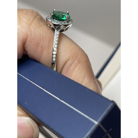Olivia And Jackson Sterling Silver Lab Created Green Gemstone CZ Ring Sz 7 New - Picture 4 of 10